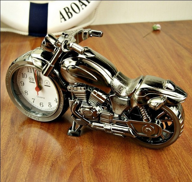 MW01609 Motorcycle Alarm Clock